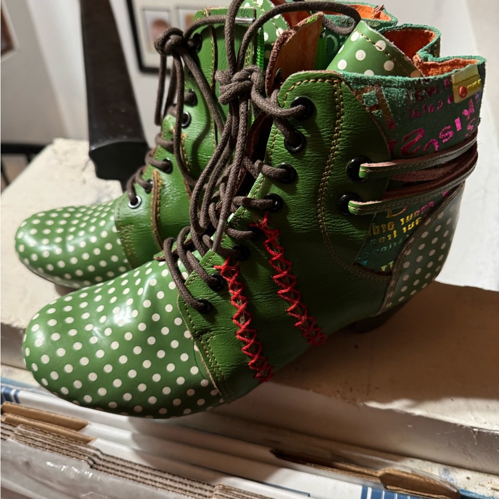 Green Colorful Polka Dot Ankle Boots - Picture 4 of 4